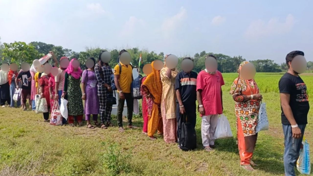মেহেরপুর সীমান্তে ৬০ বাংলাদেশিকে হস্তান্তর করল বিএসএফ